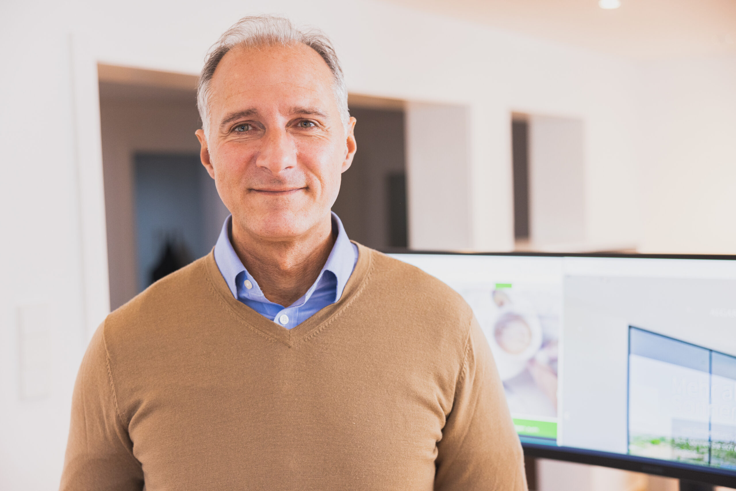 INTERMENUE Dino di Carlo